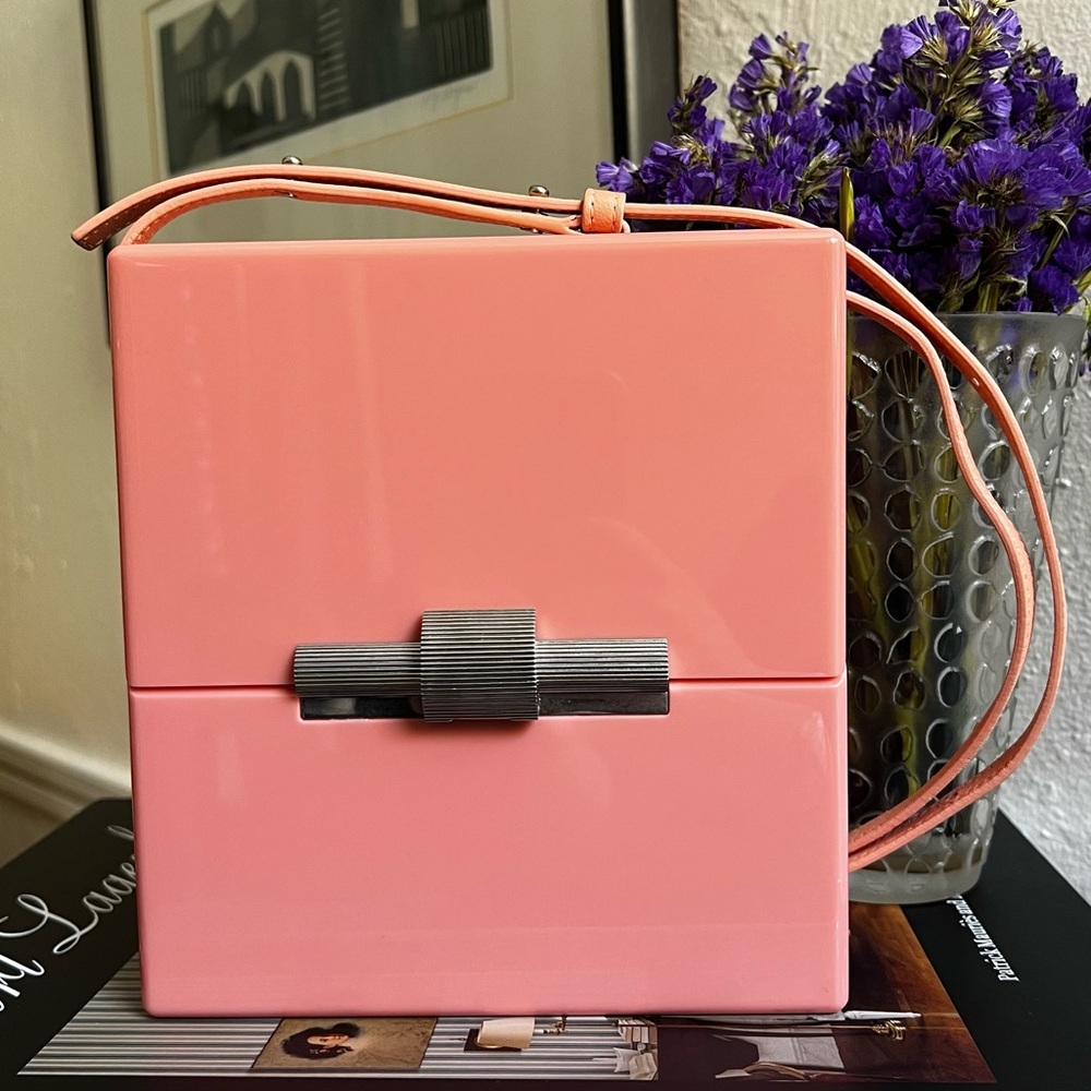 Bottega Acrylic Daisey